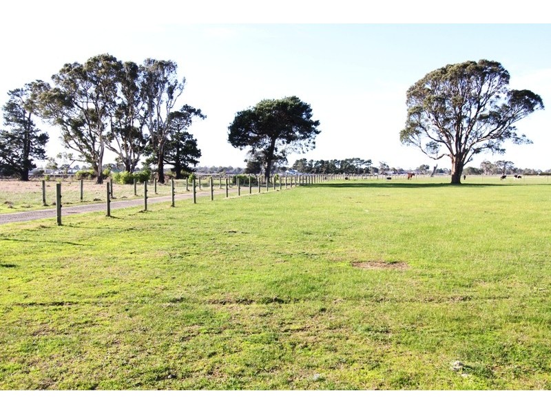 18 Friends Road, Rosedale VIC 3847