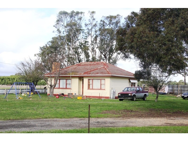 18 Friends Road, Rosedale VIC 3847