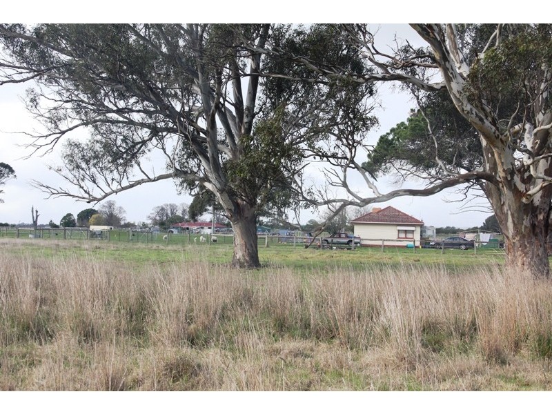 18 Friends Road, Rosedale VIC 3847