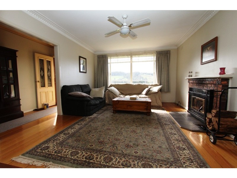 39 McAlpine Road, Carrajung VIC 3844