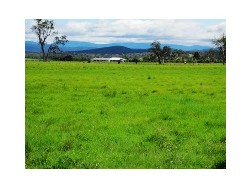 87 Victoria Street, Briagolong VIC 3860