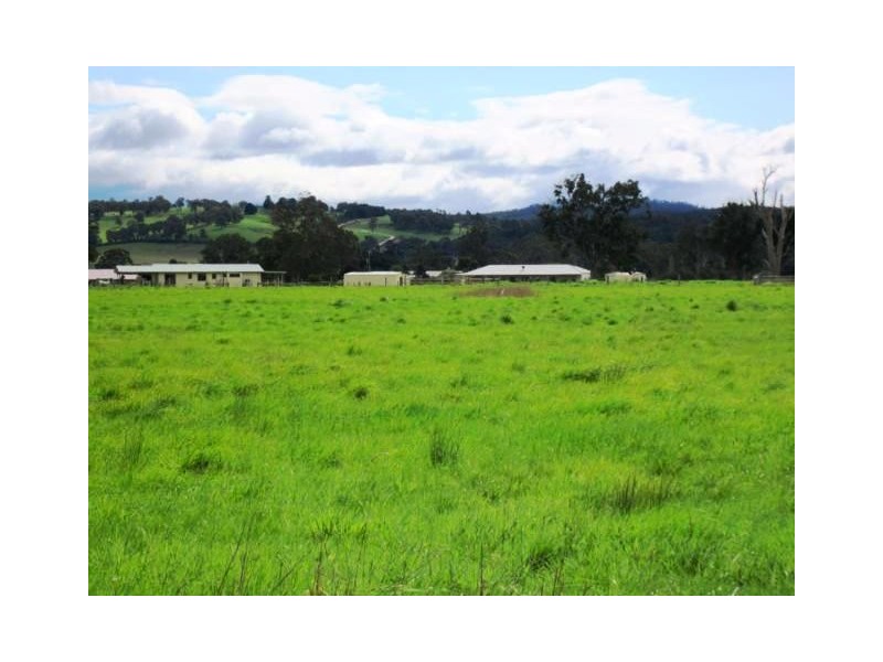 87 Victoria Street, Briagolong VIC 3860