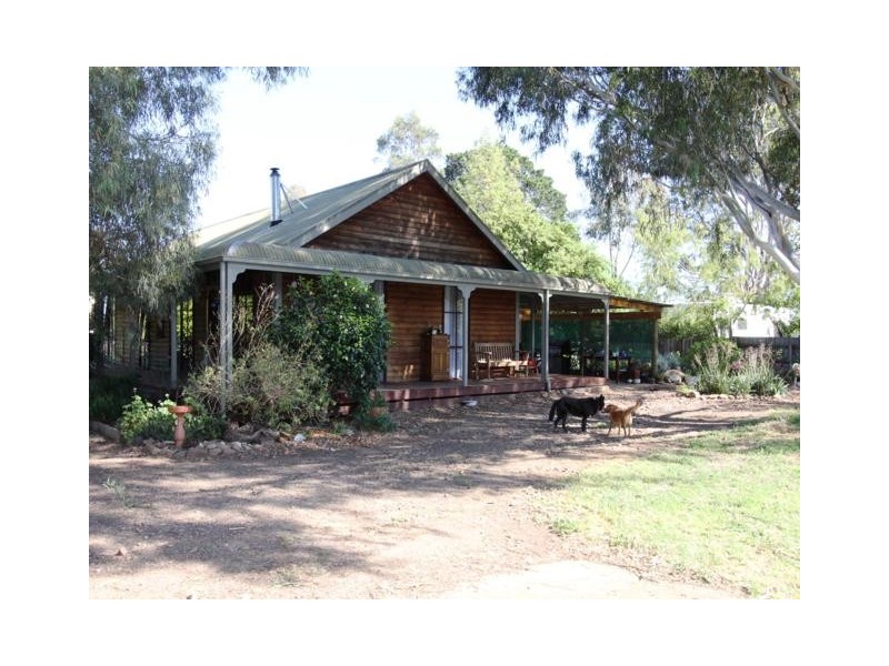 41 Cahill Street, Briagolong VIC 3860
