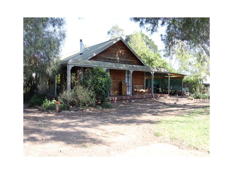 41 Cahill Street, Briagolong VIC 3860