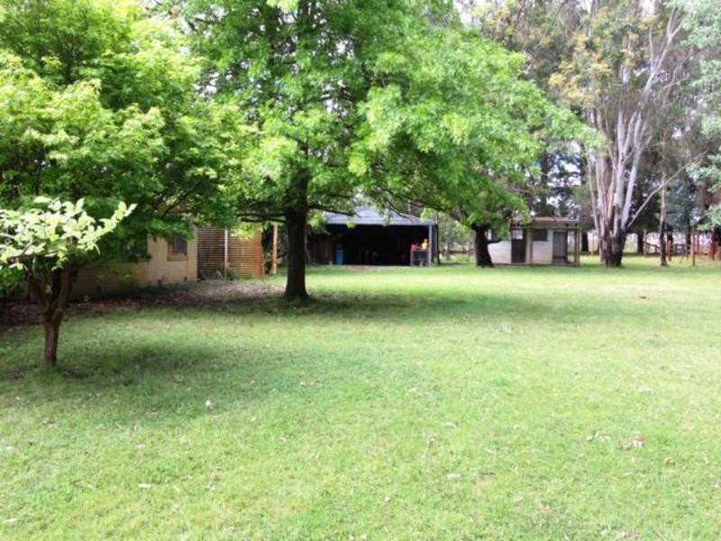 803 Hawkins Road, Longford VIC 3851