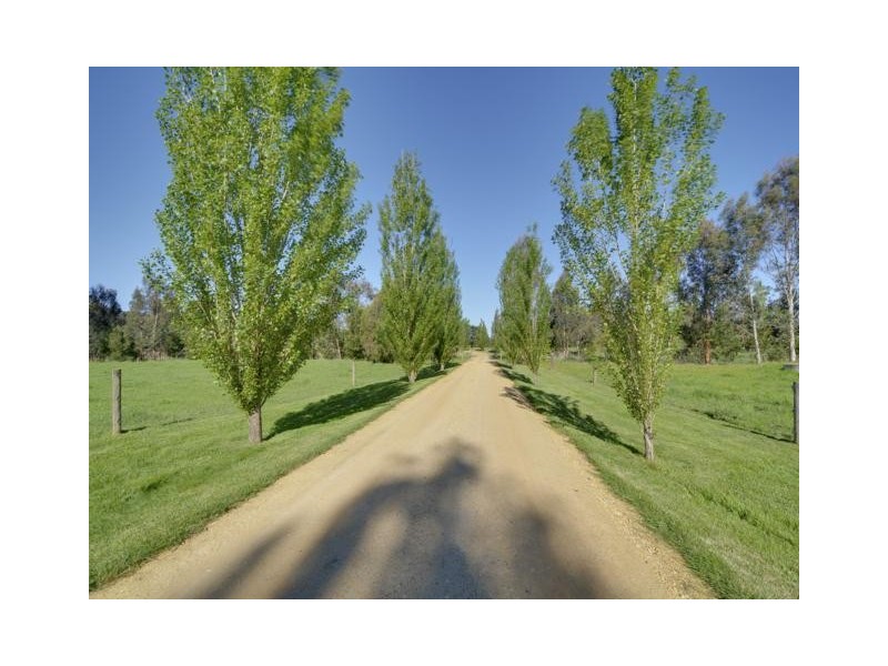 138 Mertonvale Road, Willung VIC 3847