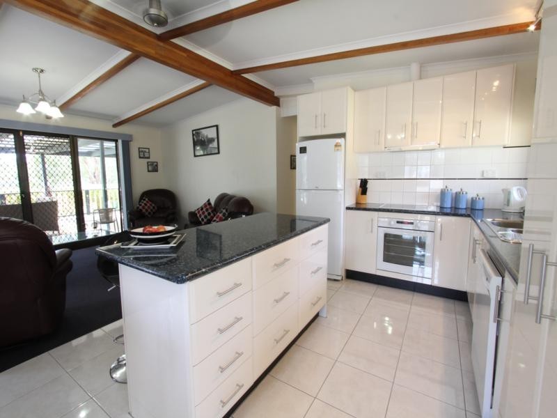 18 Nerrigundah Drive, Glenmaggie VIC 3858