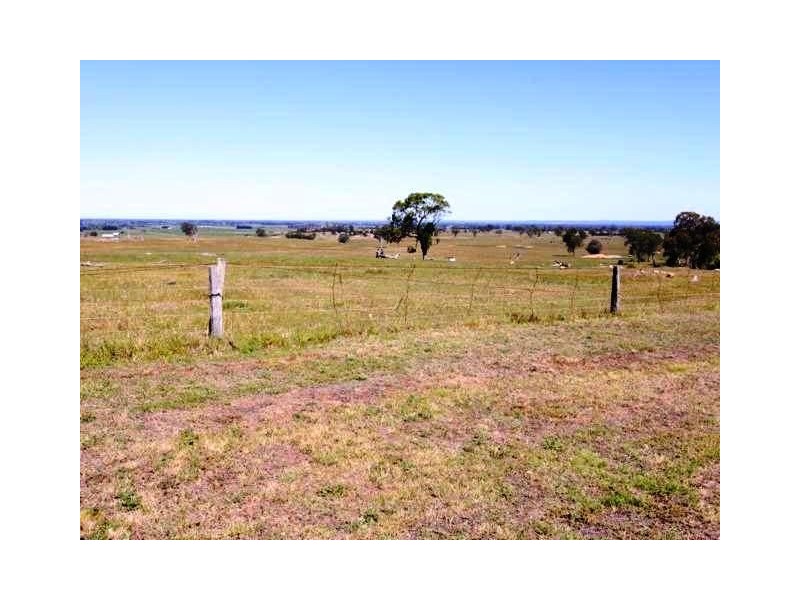 569 Tinamba-Seaton Road, Tinamba VIC 3859