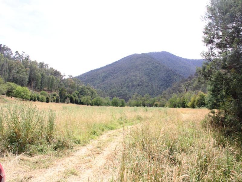 C.A 2 Upper Dargo Road, Dargo VIC 3862
