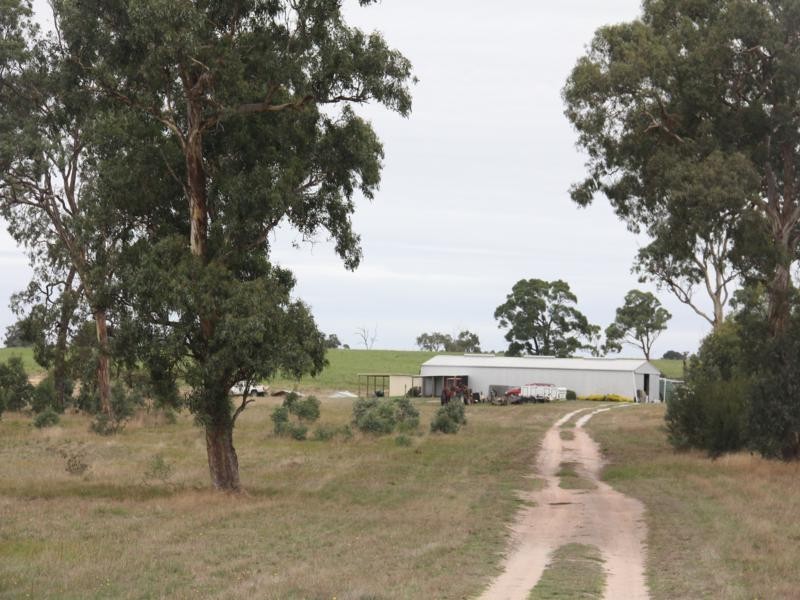 963 SEASPRAY ROAD, Longford VIC 3851