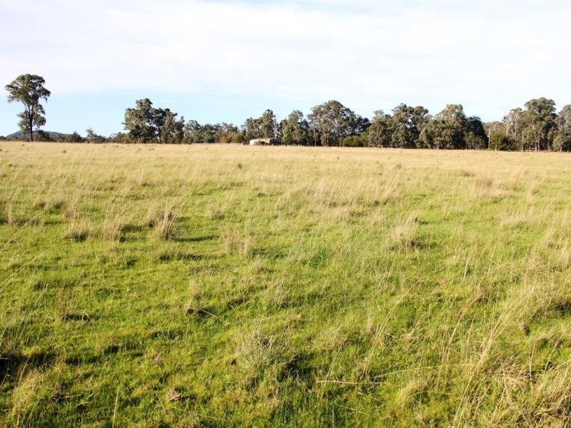 15 Boundary Road, Briagolong VIC 3860