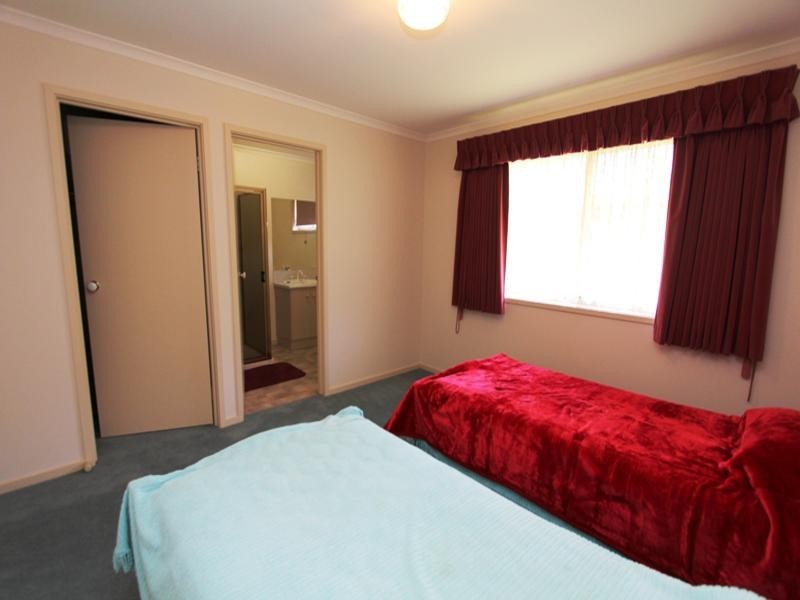 . LIND AVENUE, Dargo VIC 3862