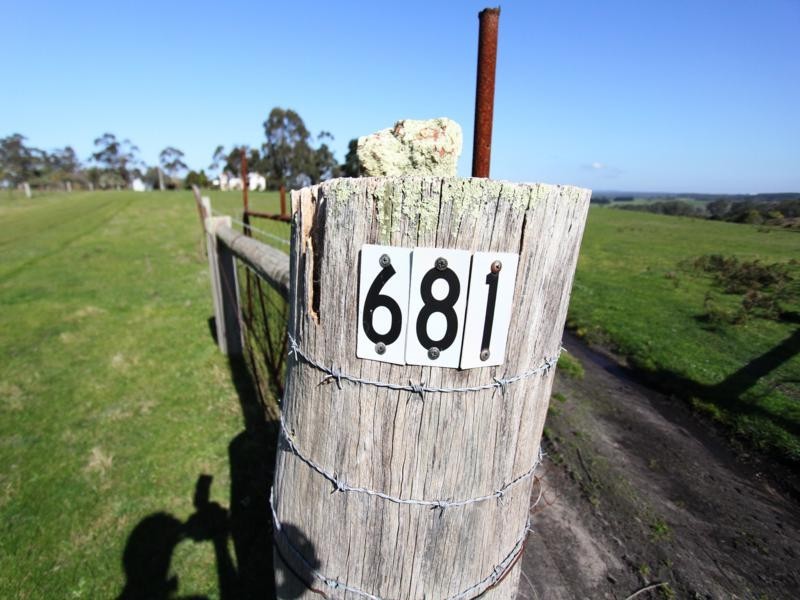 681 BUXTON’S LANE, Stradbroke VIC 3851