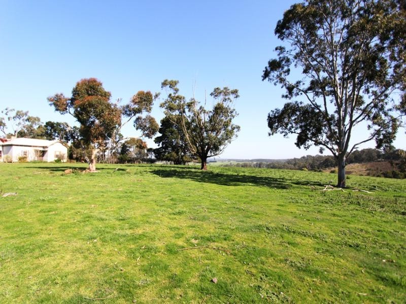 681 BUXTON’S LANE, Stradbroke VIC 3851