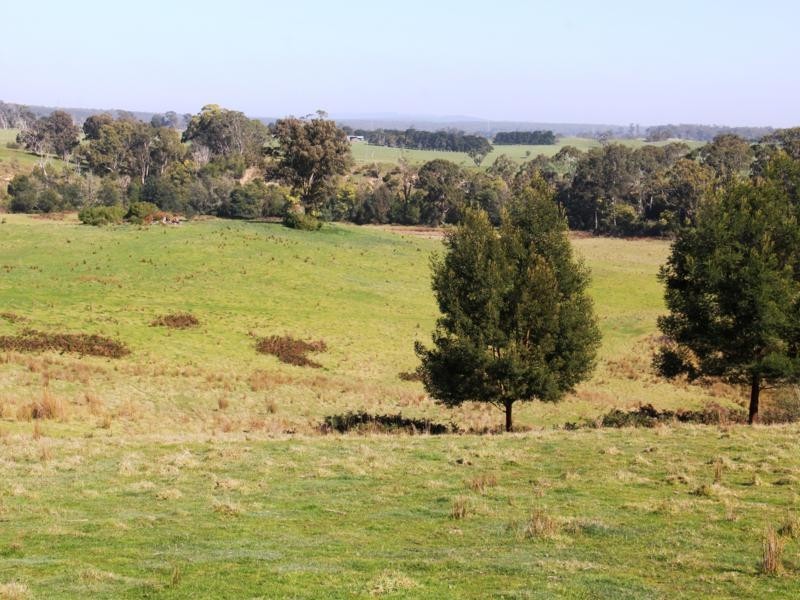 681 BUXTON’S LANE, Stradbroke VIC 3851