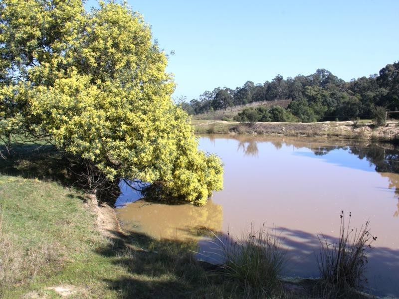 681 BUXTON’S LANE, Stradbroke VIC 3851