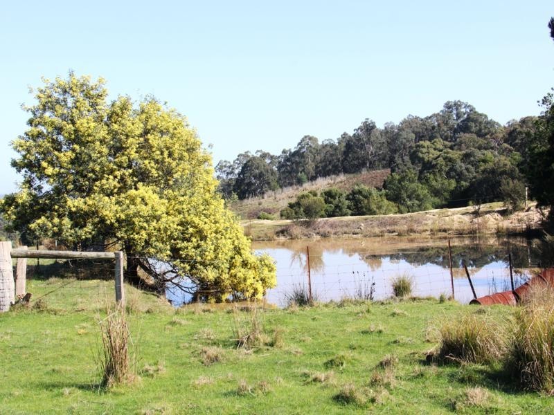 681 BUXTON’S LANE, Stradbroke VIC 3851