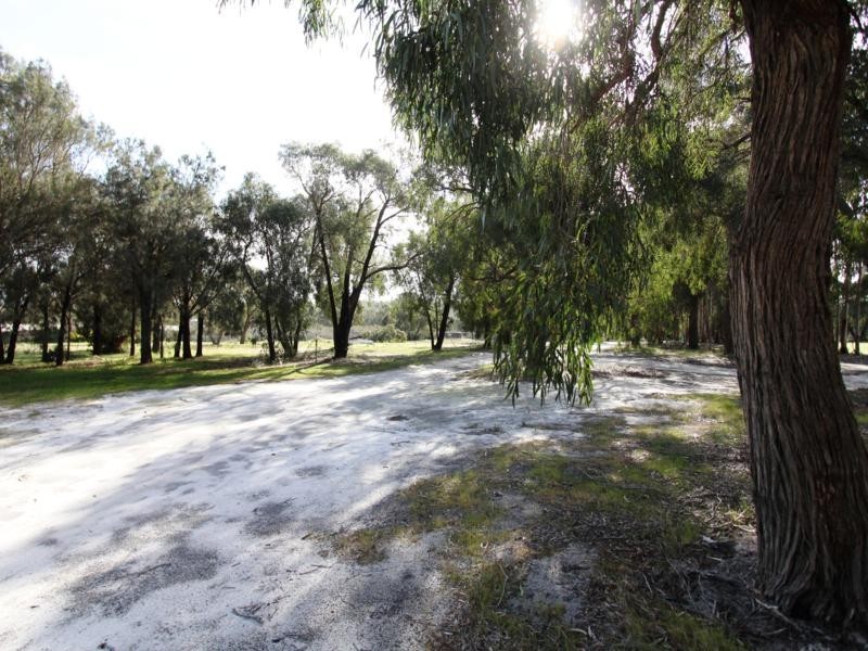 426 ROSEDALE-STRADBROKE ROAD, Rosedale VIC 3847