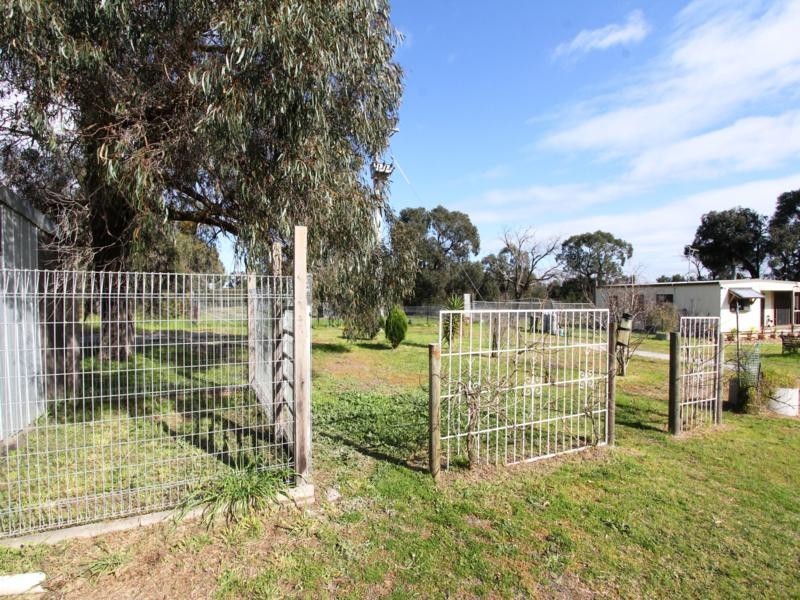 426 ROSEDALE-STRADBROKE ROAD, Rosedale VIC 3847