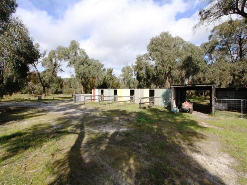 426 ROSEDALE-STRADBROKE ROAD, Rosedale VIC 3847
