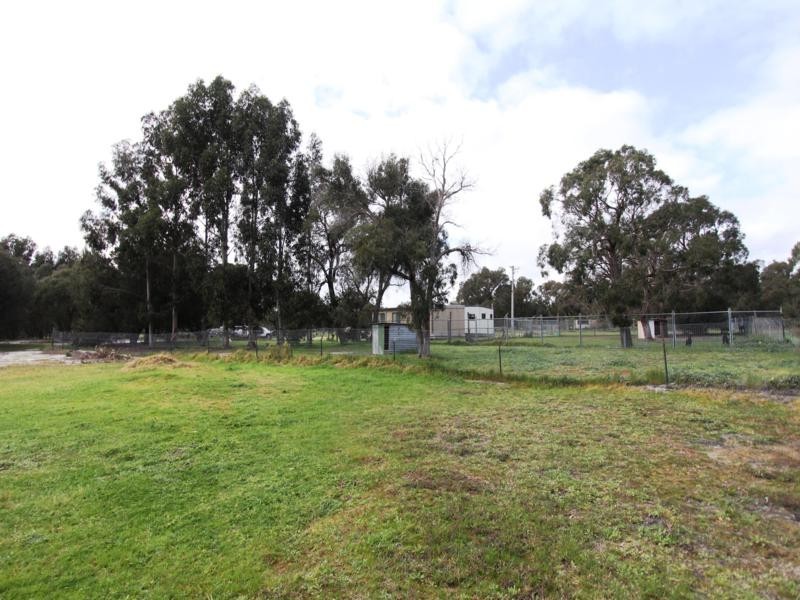 426 ROSEDALE-STRADBROKE ROAD, Rosedale VIC 3847