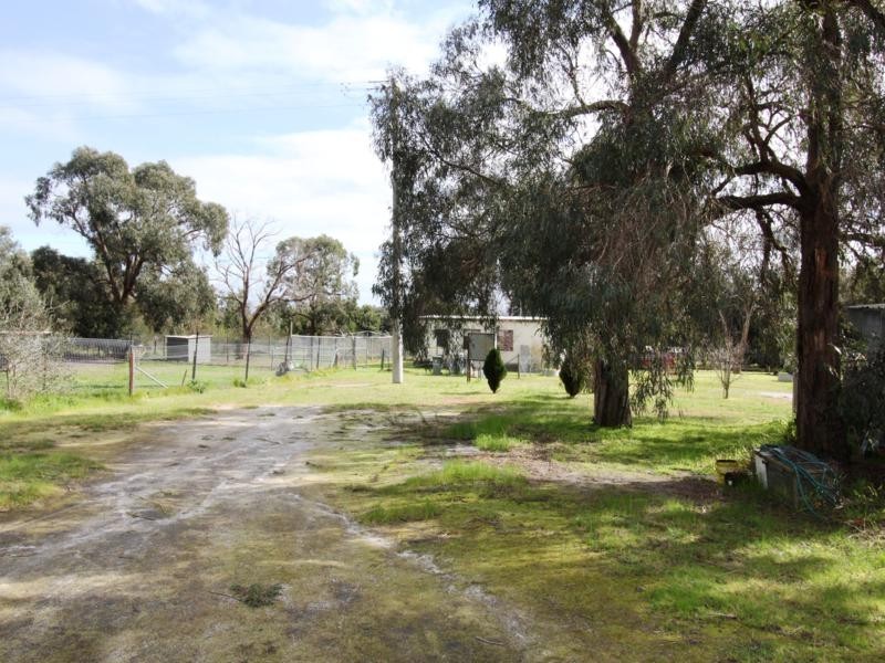 426 ROSEDALE-STRADBROKE ROAD, Rosedale VIC 3847