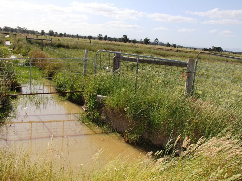 121 LANGSHAWS LANE, Fulham VIC 3851