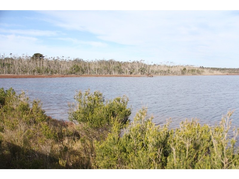 . FORESHORE DRIVE, Golden Beach VIC 3851