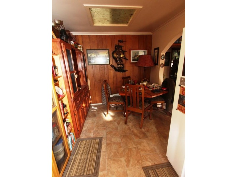 11 ELSTON COURT, Sale VIC 3850