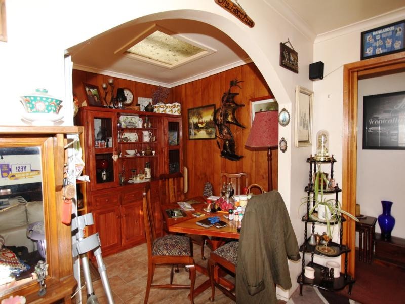 11 ELSTON COURT, Sale VIC 3850