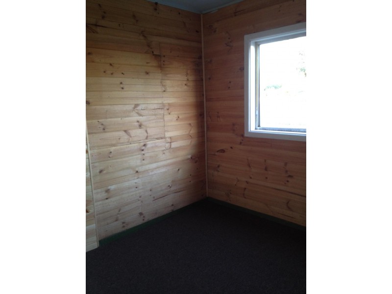 15 Anderson Street, Heyfield VIC 3858