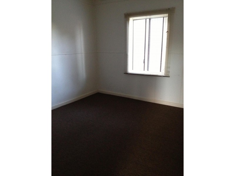 15 Anderson Street, Heyfield VIC 3858