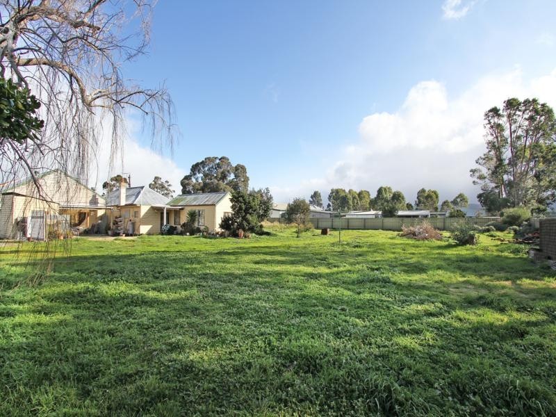 Cowwarr VIC 3857