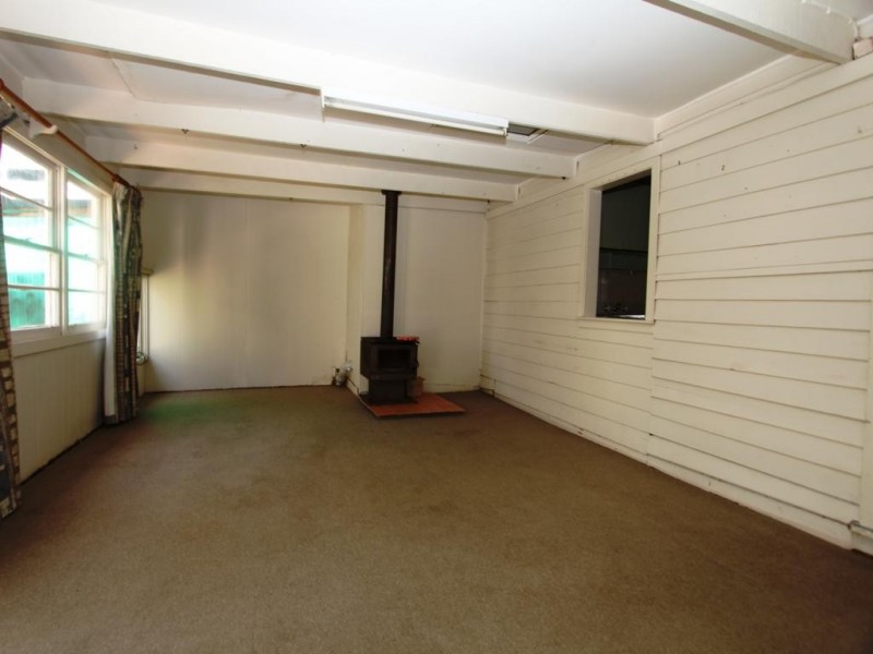 27 Main Road, Seaspray VIC 3851