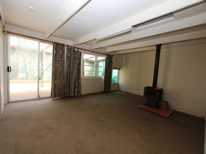 27 Main Road, Seaspray VIC 3851
