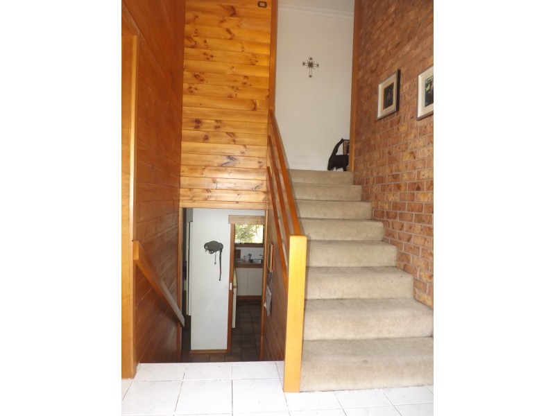 40 WYNDHAM STREET, Stratford VIC 3862