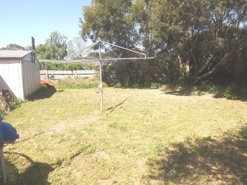 40 WYNDHAM STREET, Stratford VIC 3862