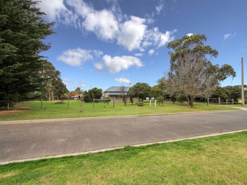 30-32 Railway Street, COWWARR, Traralgon VIC 3844