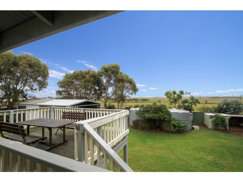 7 Byrnes Road, Woodside Beach VIC 3874