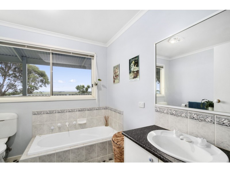 7 Byrnes Road, Woodside Beach VIC 3874