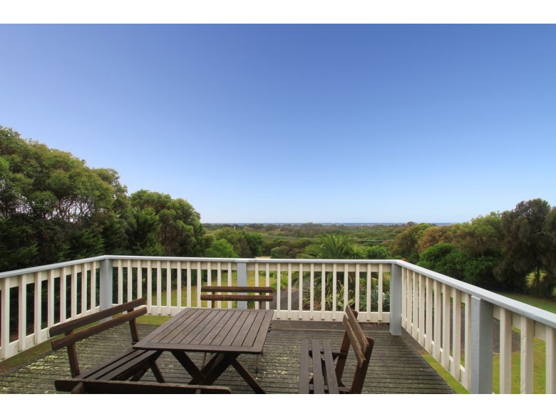 7 Byrnes Road, Woodside Beach VIC 3874