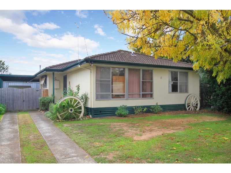 11 Elston Crt, Sale VIC 3850