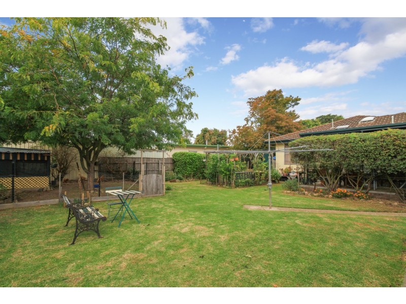 11 Elston Crt, Sale VIC 3850