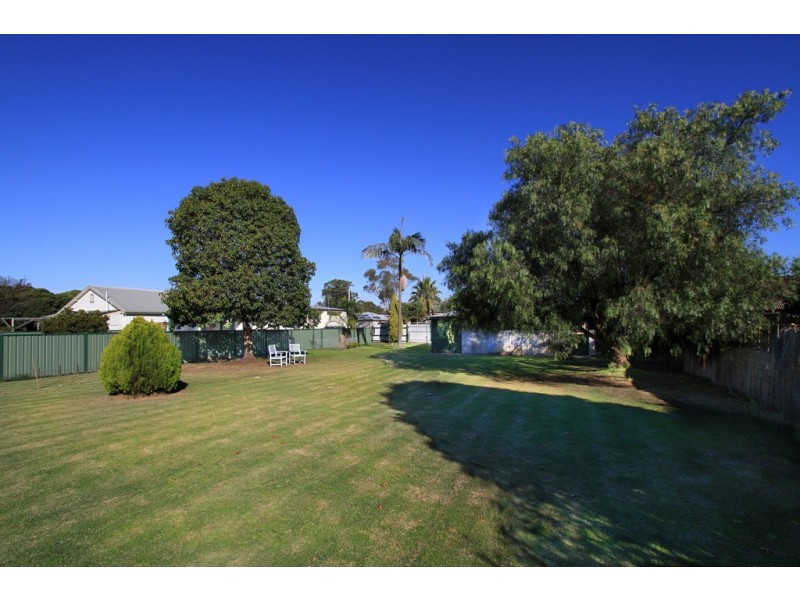 39 Bruce Street, Heyfield VIC 3858