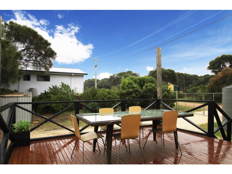 70 Shoreline Drive, Golden Beach VIC 3851