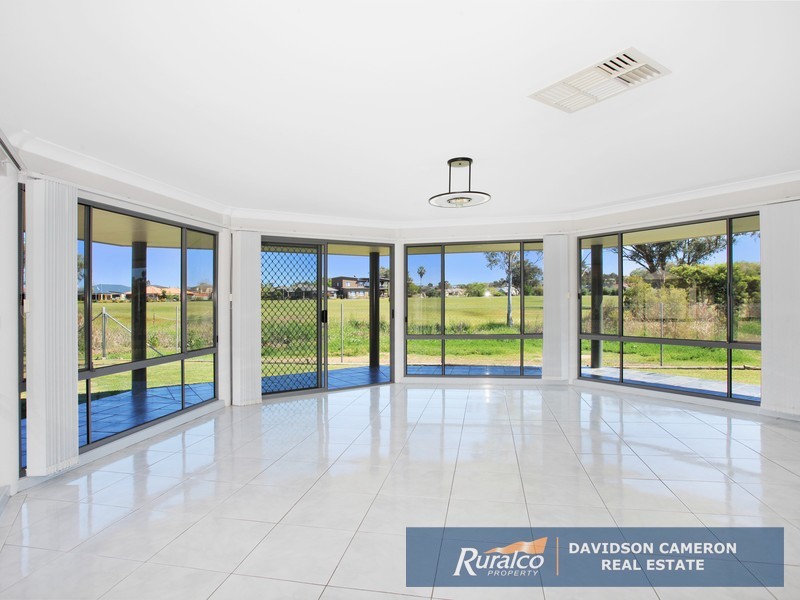 17 Eureka Place, Tamworth NSW 2340