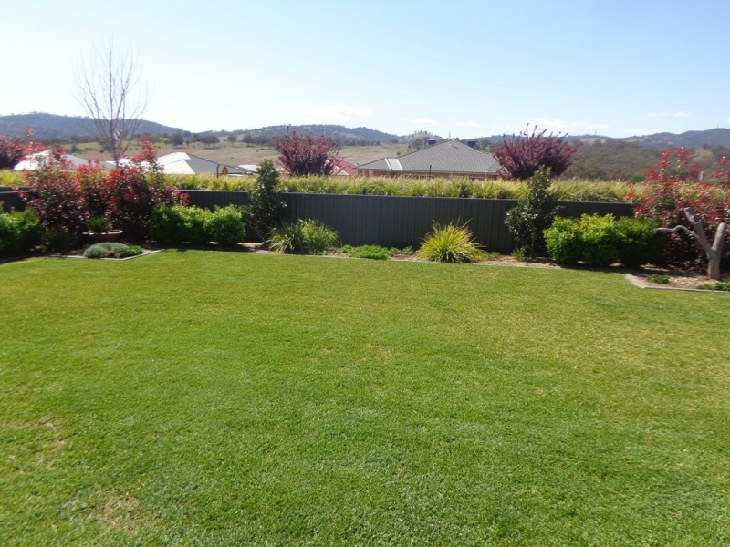 52 Semillon Drive, Tamworth NSW 2340