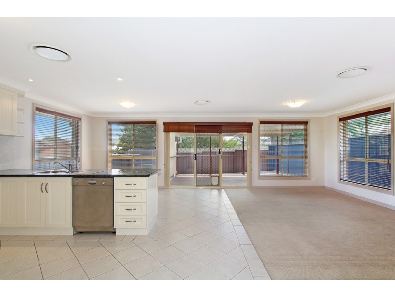 90 North St, Tamworth NSW 2340