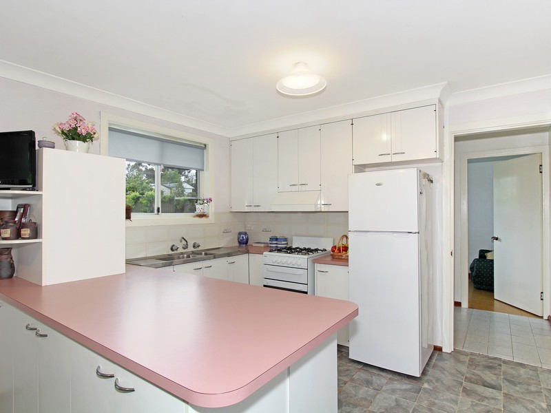 19 Laurel Street, Kootingal NSW 2352