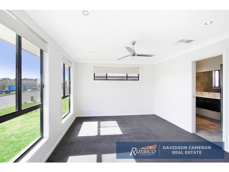 47 Warrah Drive, Tamworth NSW 2340